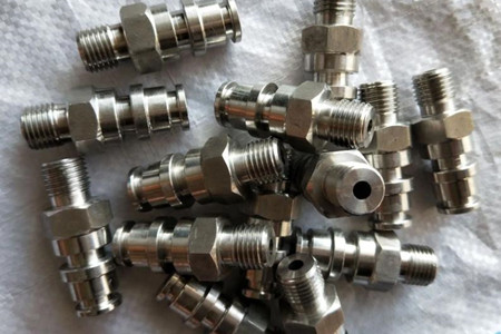 不銹鋼過(guò)渡接頭