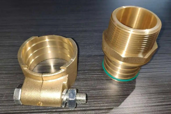 銅制過渡接頭的結(jié)構(gòu)、作用及連接方式 圖1